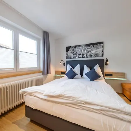 Feriehus Haus Schnoell Family 2 *